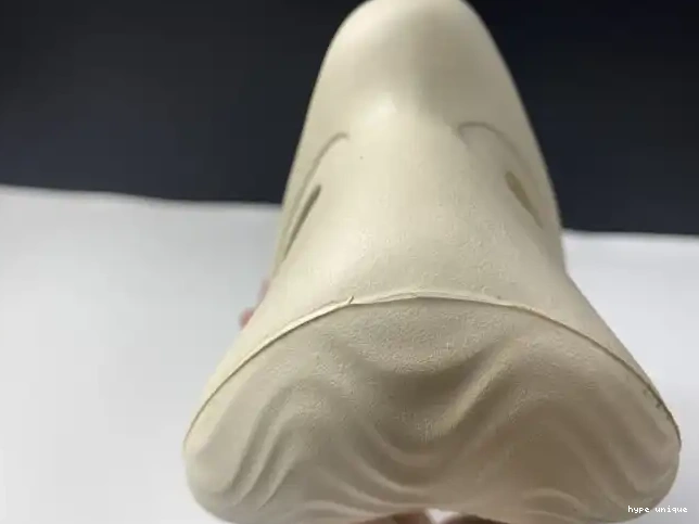 hype FY4567 Adidas RNNR Yeezy Foam Sand 0531